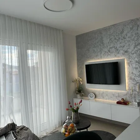 Noa Apartment *